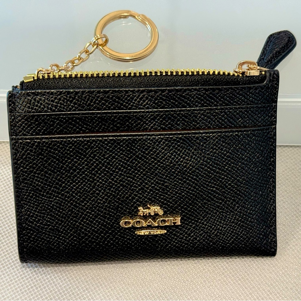 (New) Coach leather mini black wallet